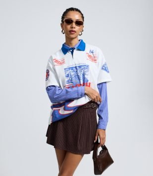 Short Saia Risca de Giz com Fivela Lateral Marrom