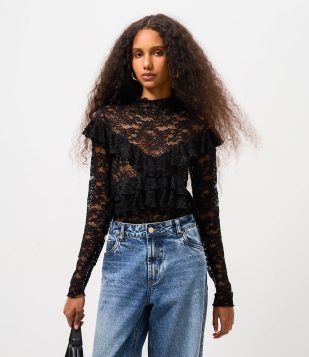Blusa de Renda Manga Longa com Babados Preto