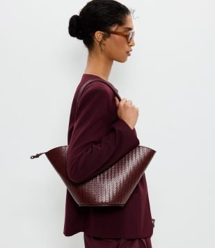 Bolsa Shopper Média Estruturada com Textura Vinho