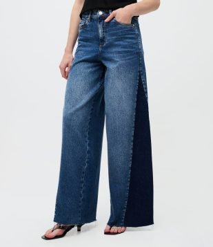 Calça Wide Leg em Jeans com Recorte Lateral e Cintura Média Azul