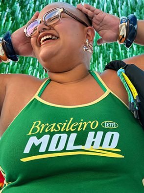 Brasilcore: como fugir do óbvio para torcer com estilo, por Amanda Monteiro