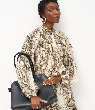 Blusa em Liocel com Manga Bufante e Estampa Animal Print Multicores