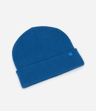 Touca em Tricô com Borda Dobradinha e Etiqueta Aplicada Azul