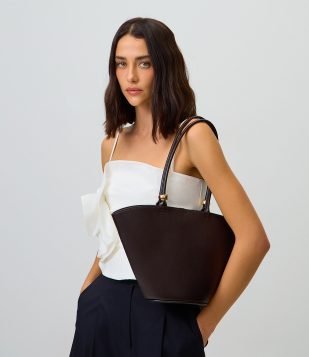 Bolsa Shopper Grande em PU Estruturado Marrom