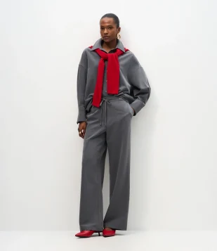 Camisa Oversized Alfaiatada com Punho Largo Cinza