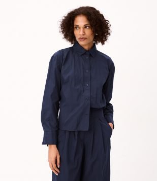 Camisa em Poliamida com Gola Alta Azul