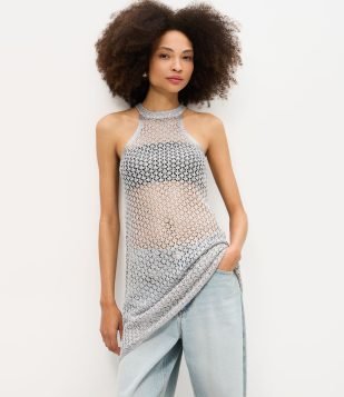Vestido Curto em Tricô com Paetês e Gola Halter Cinza
