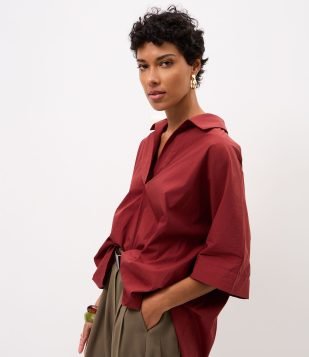 Blusa Oversized em Tricoline com Gola Clássica Vermelho