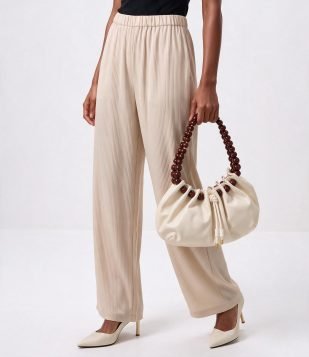 Bolsa Hobo em PU com Alça em Formato de Bolas Efeito Amadeirado Off White