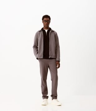 Calça Slim em Sarja Performance Cinza