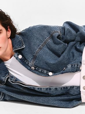 Tendências jeans 2026: confira a nova coleção Renner que une o romântico ao streetwear