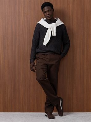 Quiet luxury masculino: o luxo discreto que veste elegância sem exagero