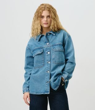 Jaqueta Overshirt em Jeans com Bolsos Frontais Azul