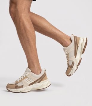 Tênis Dad Sneaker em PU com Recortes e Solado Alto Bege
