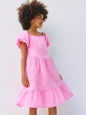 Vestido infantil: como escolher o modelo adequado para cada ocasião